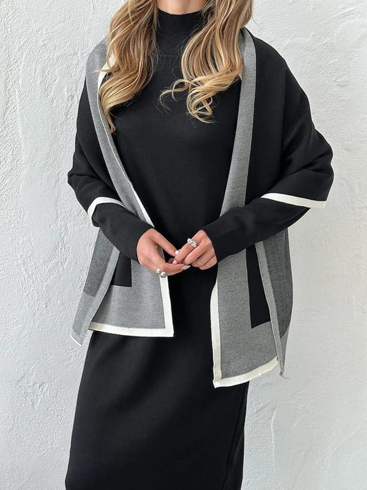 Knitted Tunic with Cape